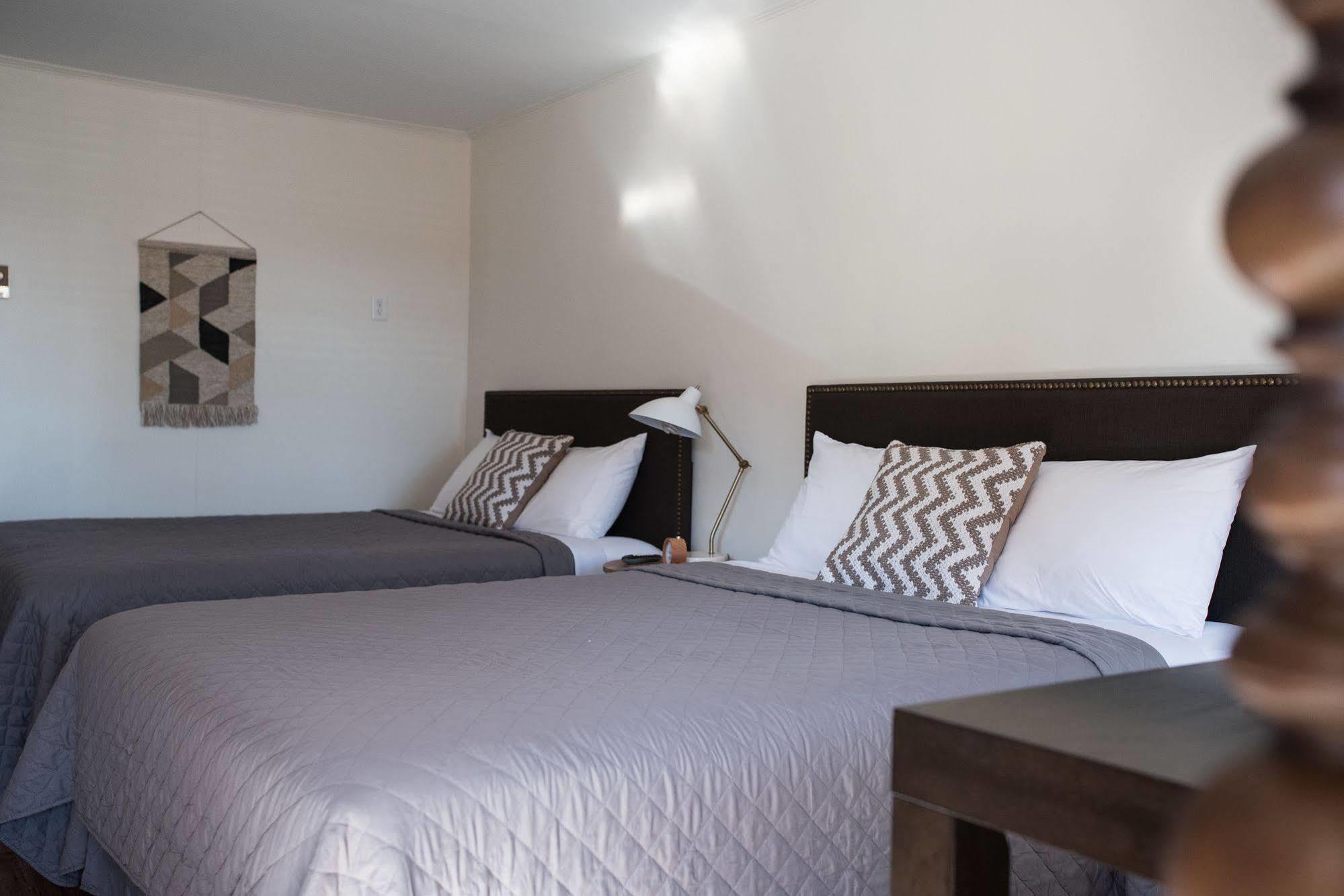 The Carriage House At Strasburg Hotel Bagian luar foto